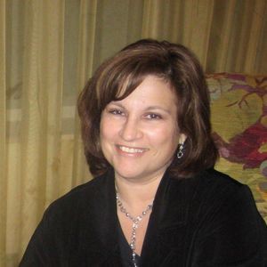 Meet your Posher, Laurie